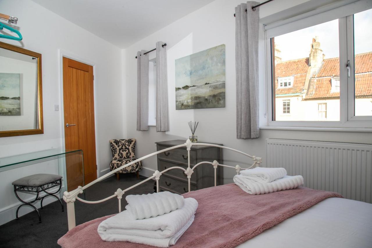 Burgess Yard 2-Bedroom Cottage, Бат Екстериор снимка